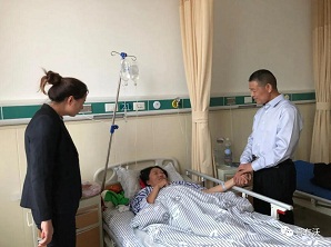 喜有沃單總看望慰問病患 喜有沃單總看望慰問病患